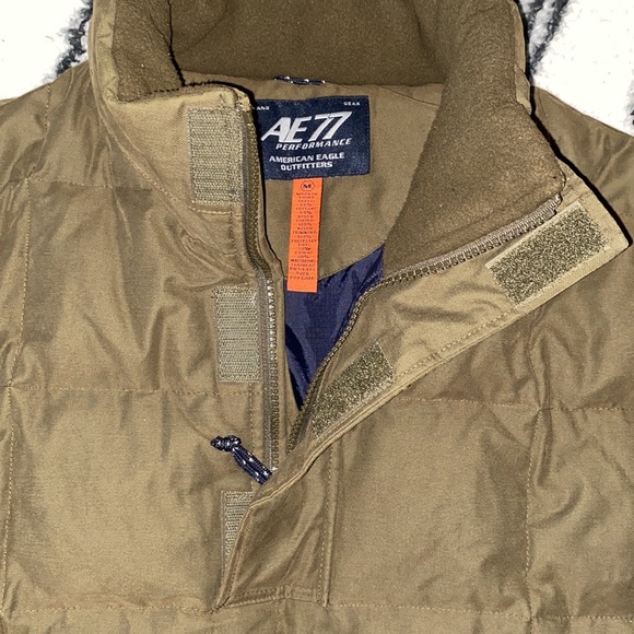 AE 77 Performance Puffer Coat | Size: M - Picture 5 of 13